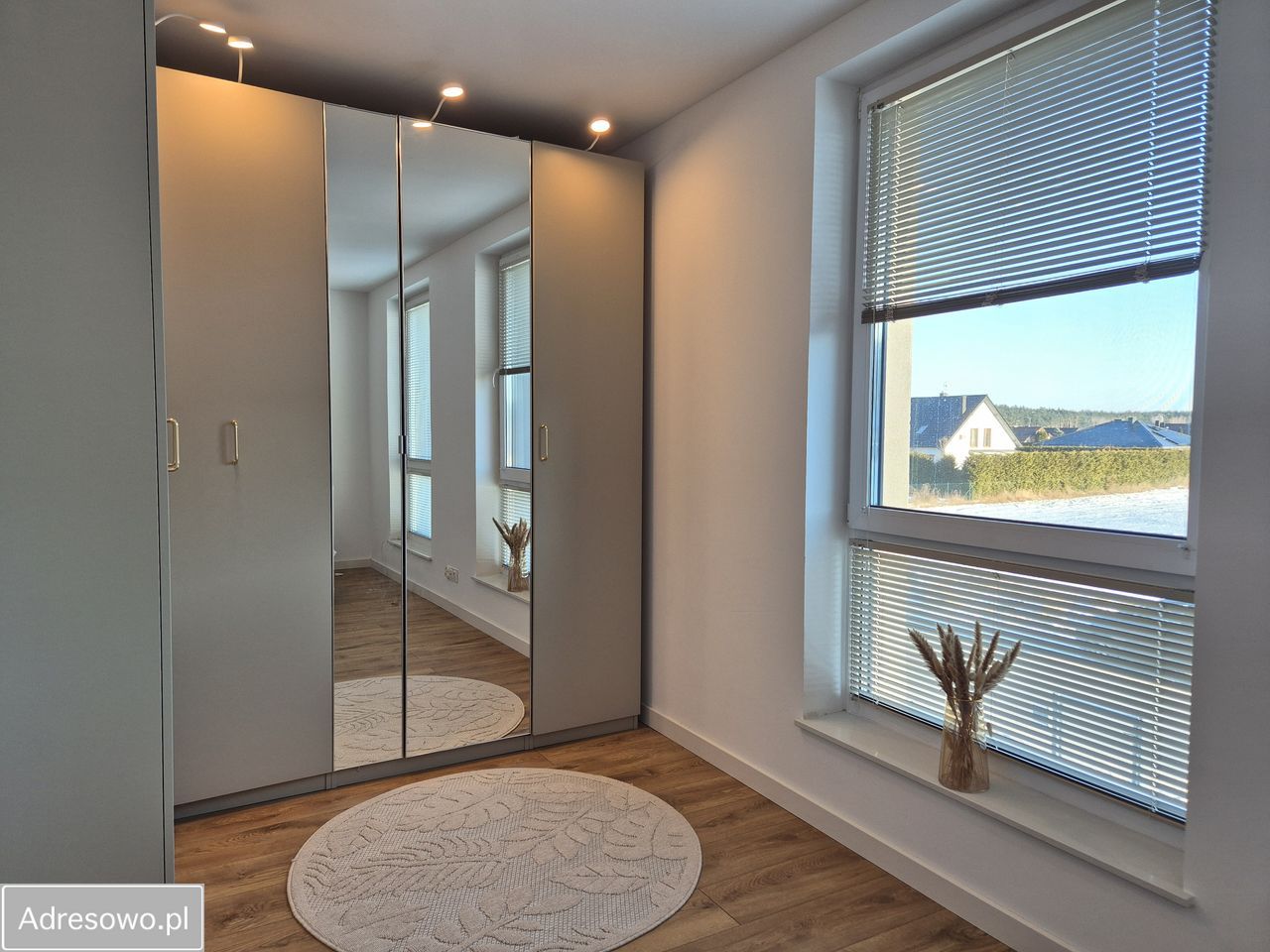 bliźniak, 5 pokoi Silno. Zdjęcie 13