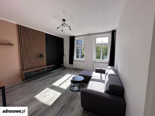 Mieszkanie 2-pokojowe Jelenia Góra Centrum, ul. Armii Krajowej. Zdjęcie 1