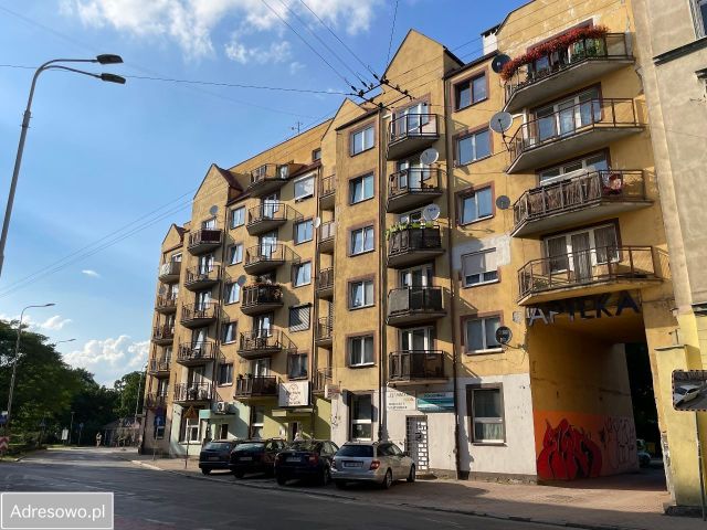 Mieszkanie 3-pokojowe Wrocław Krzyki, ul. Komuny Paryskiej. Zdjęcie 1