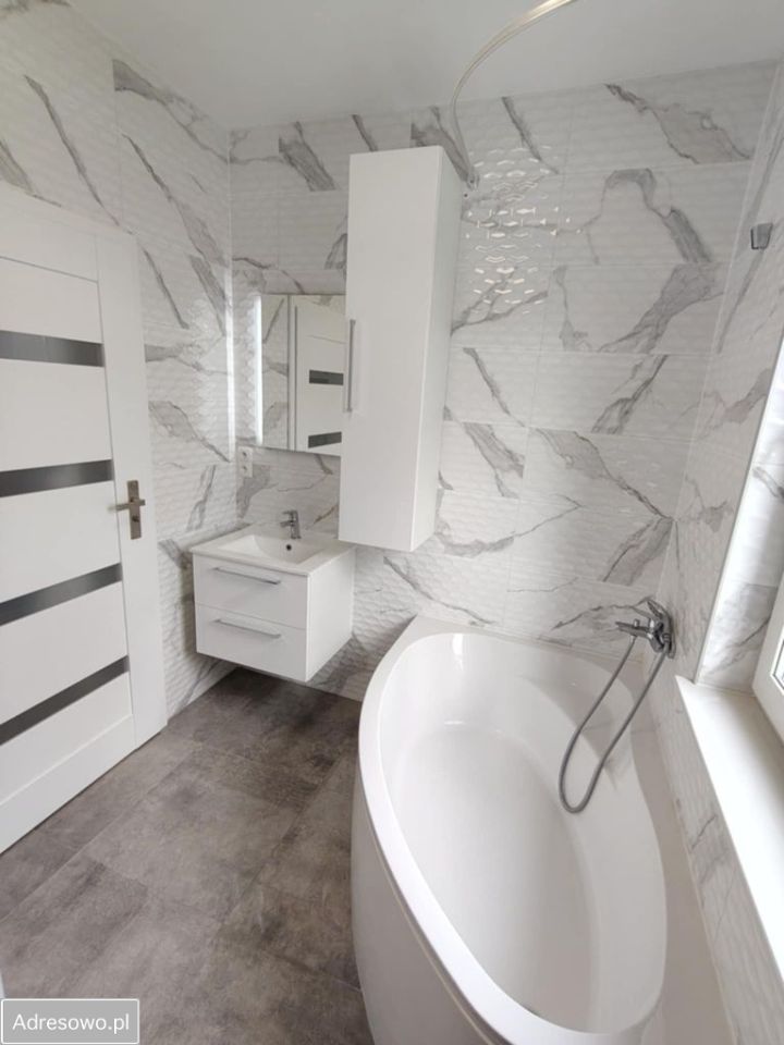 dom wolnostojący, 5 pokoi Strzebielino. Zdjęcie 6