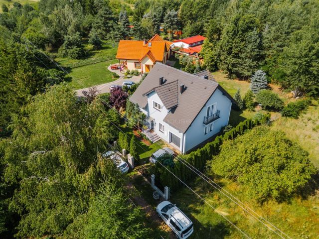 dom wolnostojący, 5 pokoi Stare Załubice. Zdjęcie 13