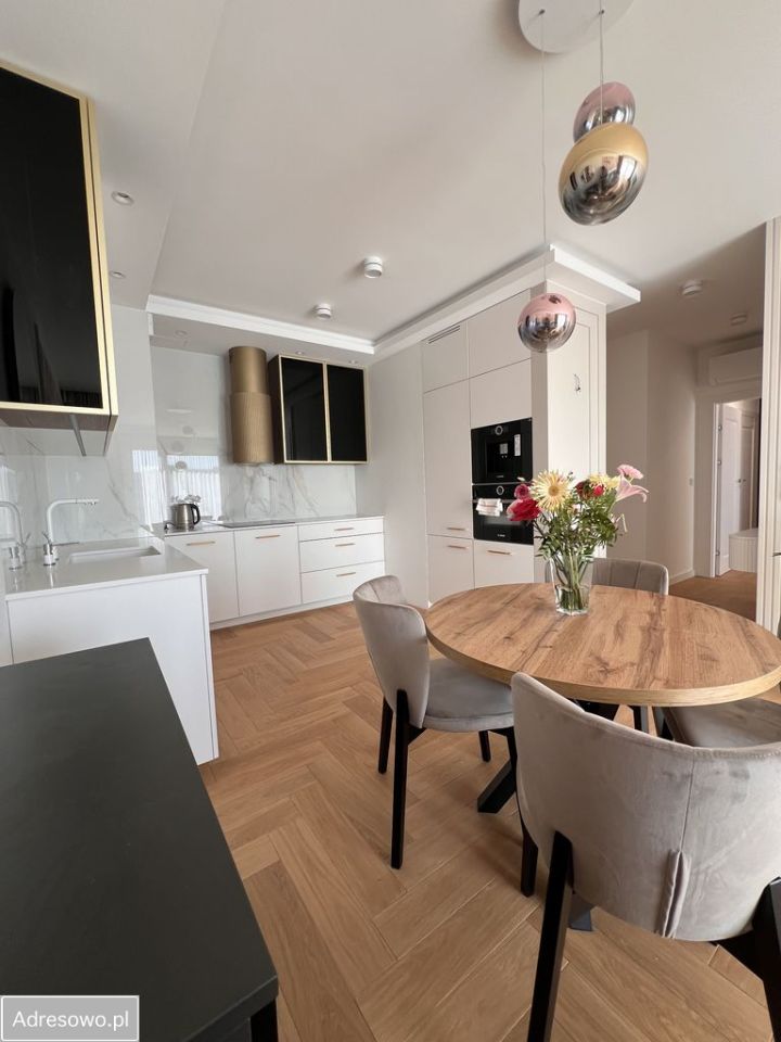 Mieszkanie 3-pokojowe Warszawa Kabaty, ul. Jerzego Iwanowa Szajnowicza. Zdjęcie 7