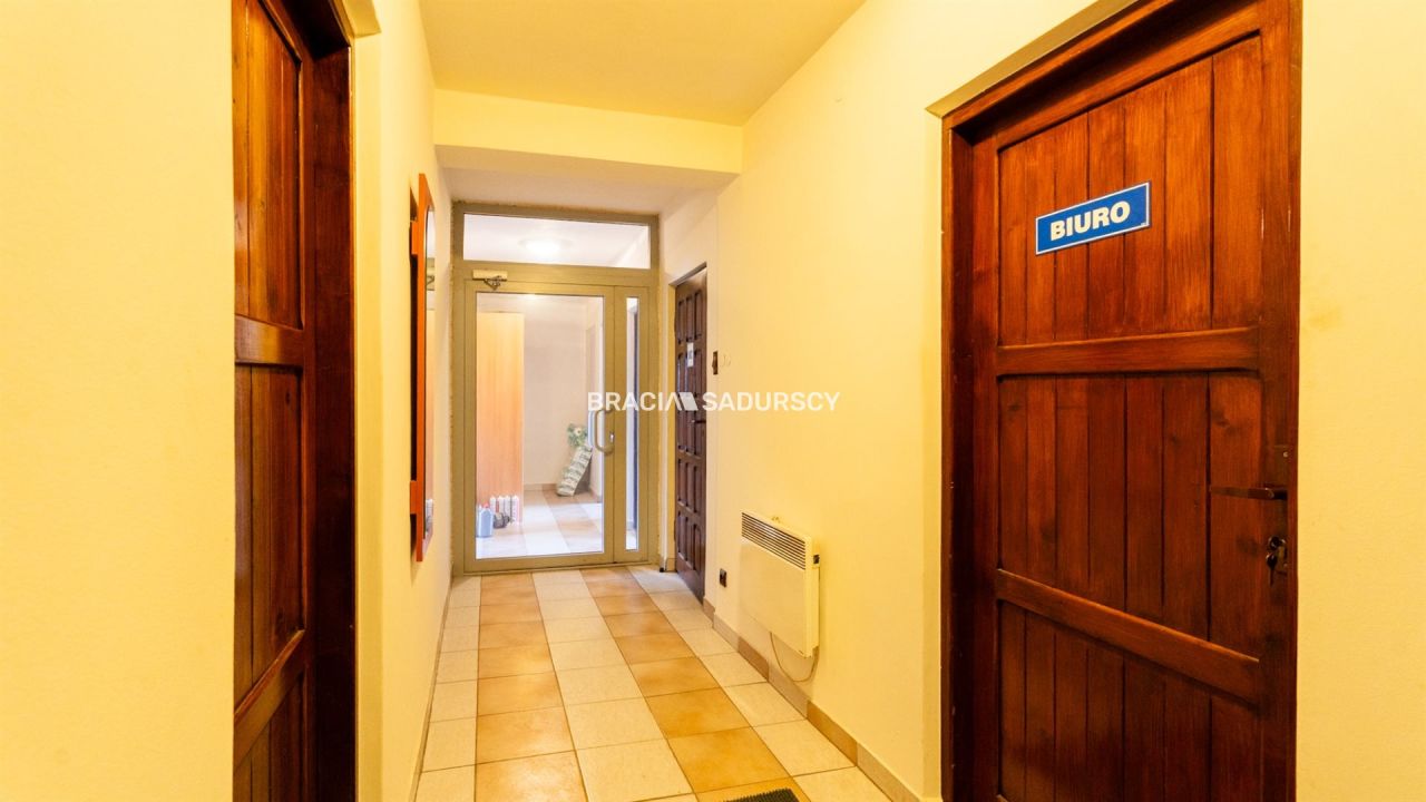 Lokal Kraków Nowa Huta, ul. Jeżynowa. Zdjęcie 19