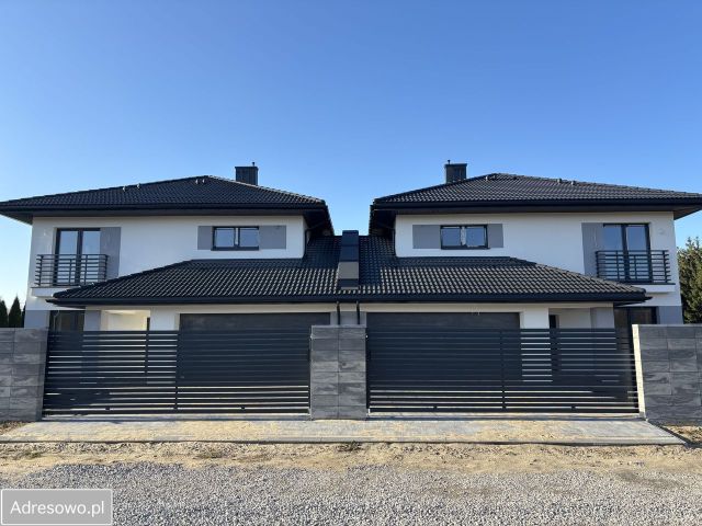 bliźniak, 5 pokoi Rajszew, ul. Różana. Zdjęcie 1