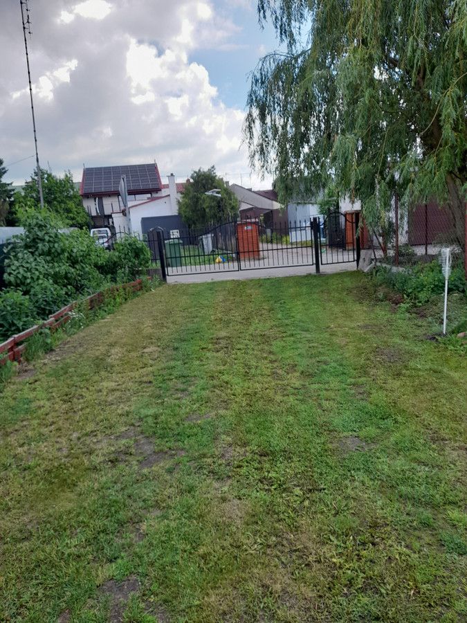 dom wolnostojący, 3 pokoje Nowe Miasto. Zdjęcie 14
