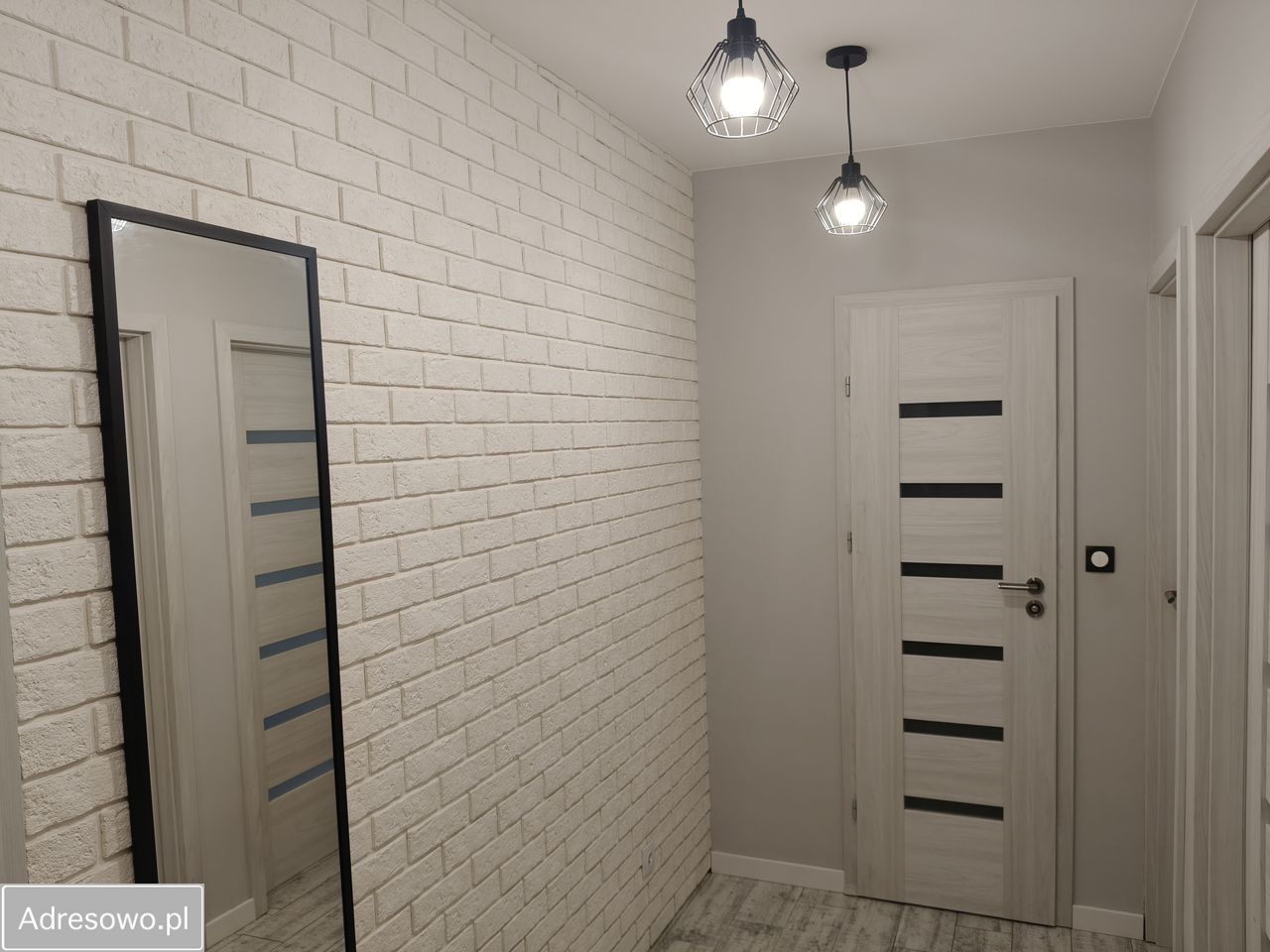 Mieszkanie 4-pokojowe Mielec, ul. Dworcowa. Zdjęcie 1