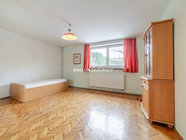 dom wolnostojący, 7 pokoi Krzeszowice, ul. Żbicka. Zdjęcie 30