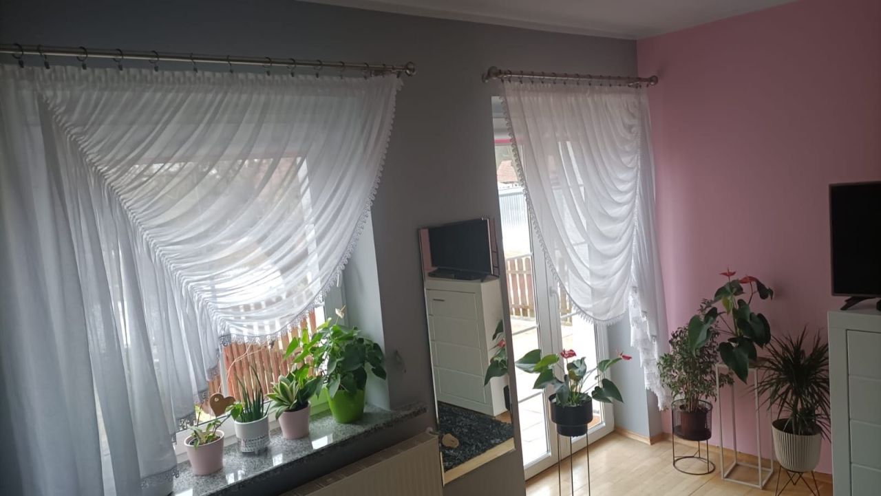 Mieszkanie 3-pokojowe Bąków. Zdjęcie 3