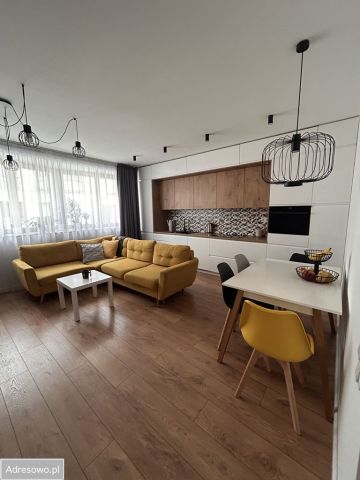 Mieszkanie 3-pokojowe Kraków Grzegórzki, ul. Władysława Jaworskiego. Zdjęcie 1