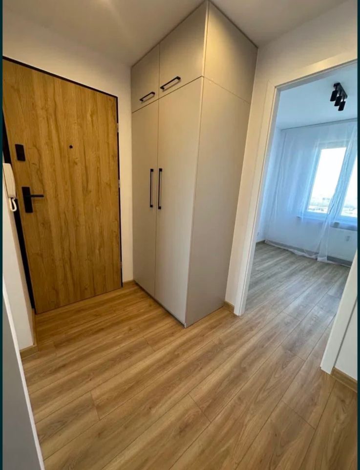 Mieszkanie 3-pokojowe Gdynia Chylonia, ul. Swarzewska. Zdjęcie 2