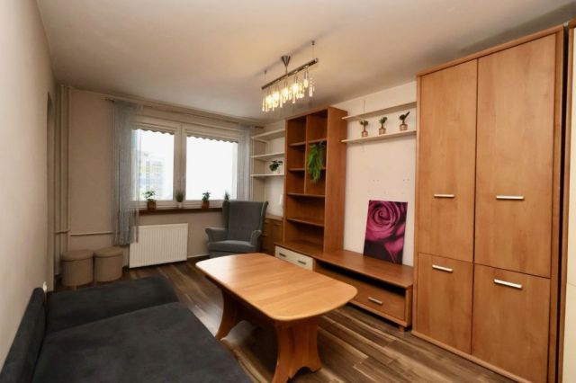 Mieszkanie 1-pokojowe Wałbrzych, ul. Kątowa. Zdjęcie 1