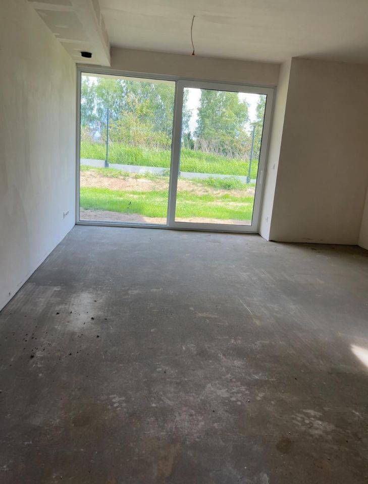 Mieszkanie 4-pokojowe Bibice, ul. Graniczna. Zdjęcie 3