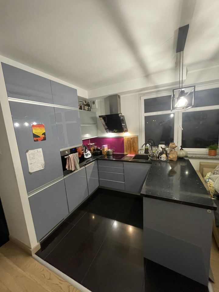 Mieszkanie 3-pokojowe Świdnica Centrum, pl. Michała Drzymały. Zdjęcie 2