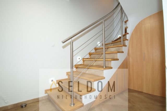 dom wolnostojący, 5 pokoi Mysłakowice. Zdjęcie 11