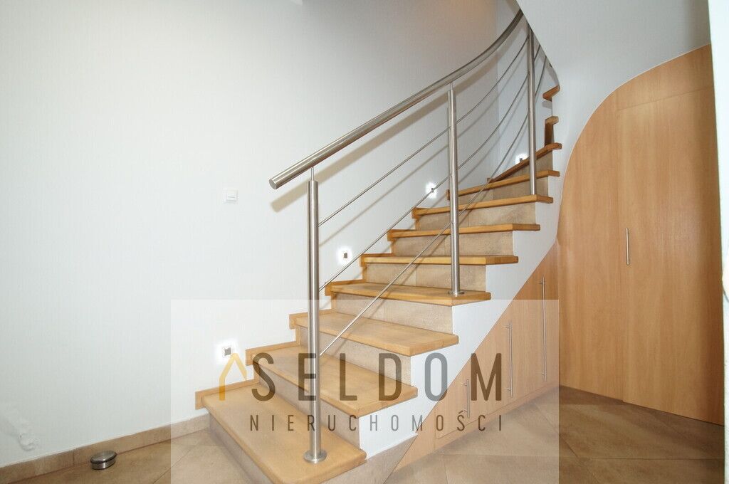 dom wolnostojący, 5 pokoi Mysłakowice. Zdjęcie 11