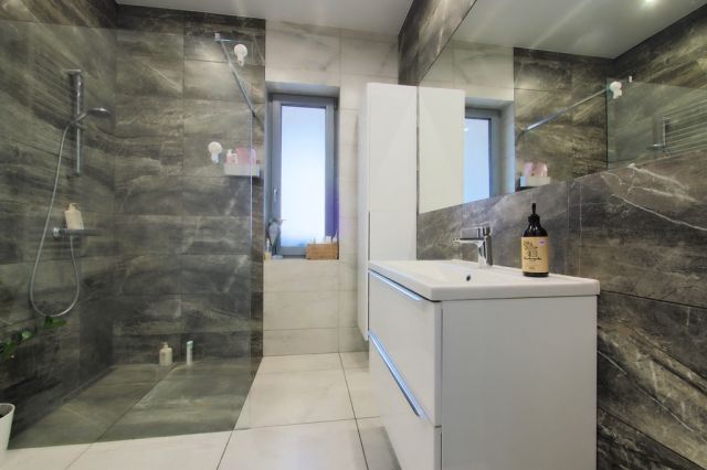 dom wolnostojący, 4 pokoje Łochowice. Zdjęcie 16