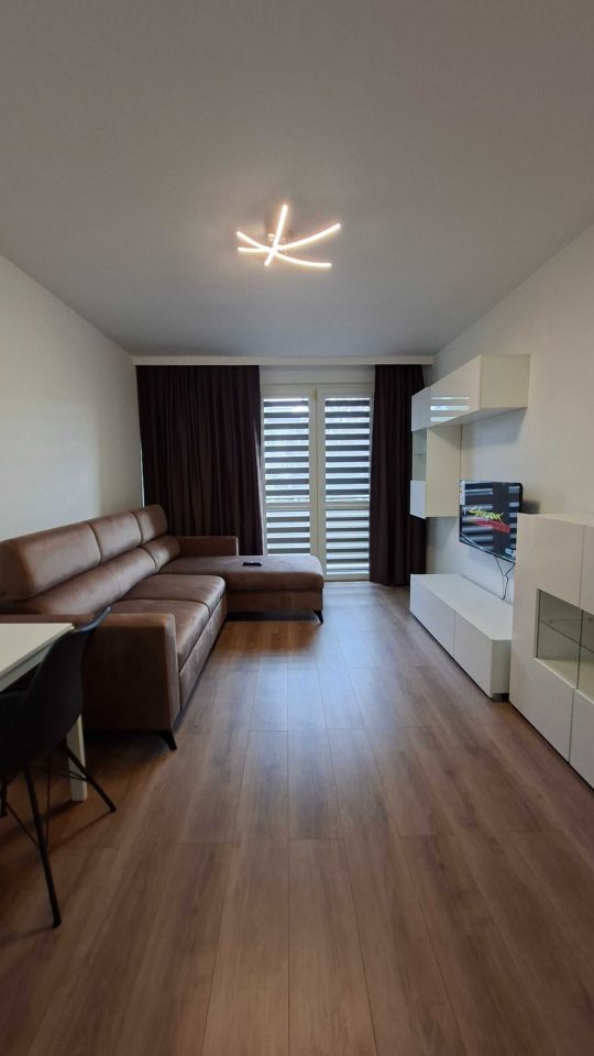 1-soban stan, 37 m²