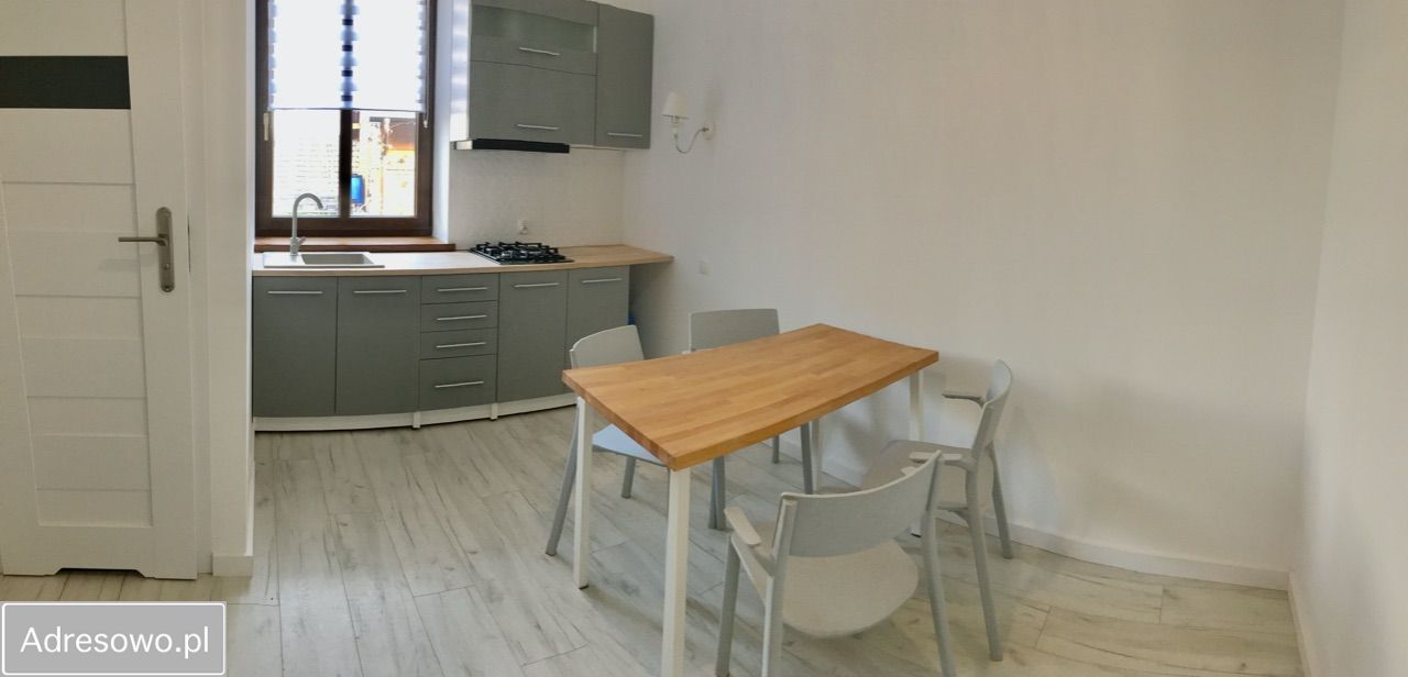 kamienica, 8 pokoi Augustów. Zdjęcie 11