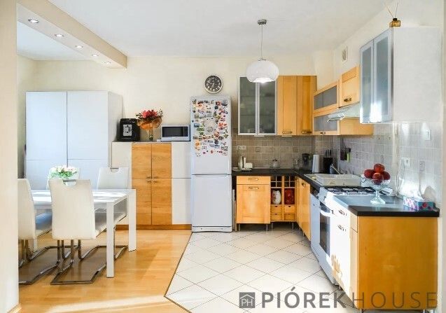 Mieszkanie 2-pokojowe Ząbki, ul. gen. Władysława Sikorskiego. Zdjęcie 1