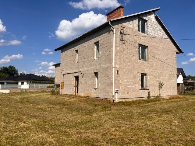 dom wolnostojący, 5 pokoi Mędrzechów. Zdjęcie 1