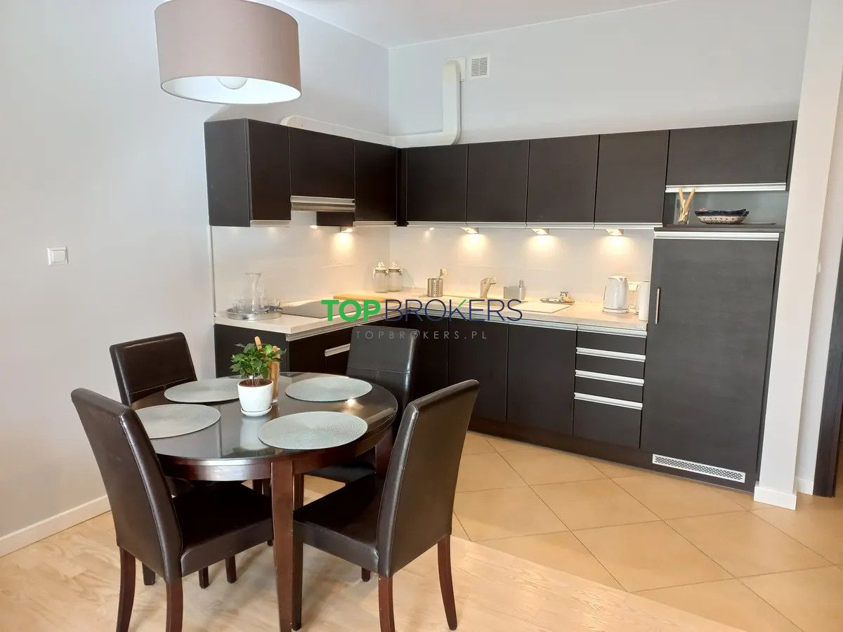 Mieszkanie 2-pokojowe Warszawa Wilanów, ul. Księdza Prymasa Augusta Hlonda. Zdjęcie 3