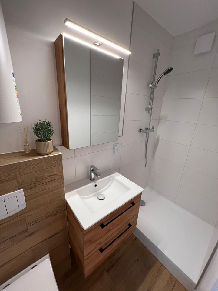 Mieszkanie 2-pokojowe Skoroszowice. Zdjęcie 3