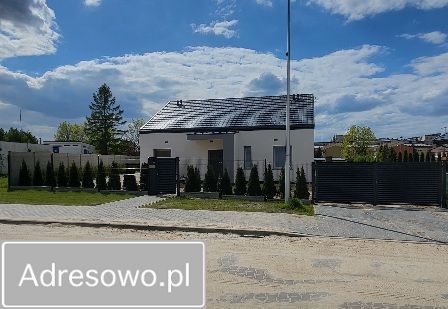 dom wolnostojący, 4 pokoje Bełchatów Binków, ul. Złota. Zdjęcie 1