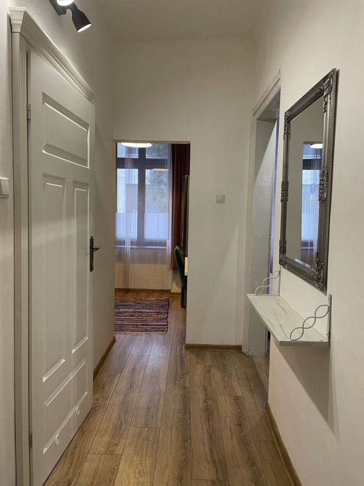 Mieszkanie 2-pokojowe Bielsko-Biała Śródmieście. Zdjęcie 2