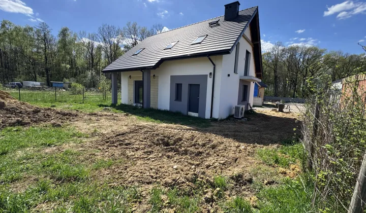 dom wolnostojący, 6 pokoi Tarnowskie Góry Rybna, ul. Powstańców Warszawskich