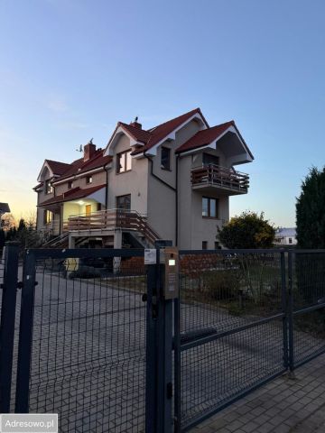 bliźniak, 4 pokoje Gdynia Oksywie, ul. Arendta Dickmana. Zdjęcie 1