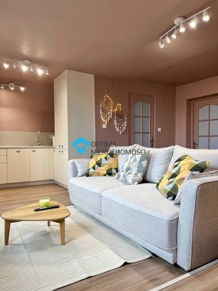 Mieszkanie 2-pokojowe Jelenia Góra Centrum, pl. Ratuszowy