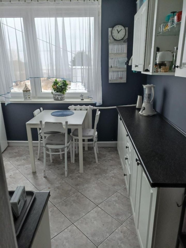 Mieszkanie 3-pokojowe Strzepowo. Zdjęcie 6