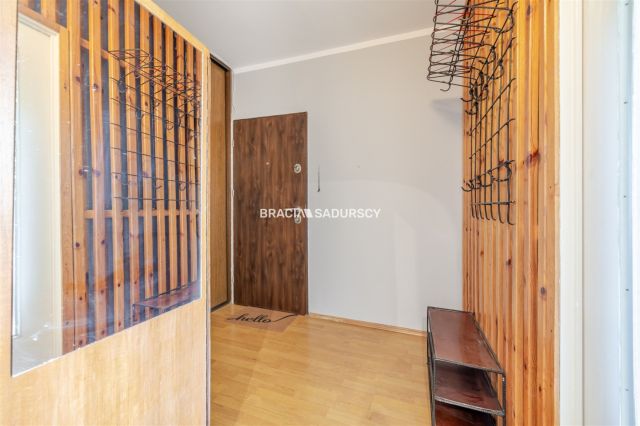 Mieszkanie 4-pokojowe Kraków Czyżyny, os. Dywizjonu 303. Zdjęcie 18