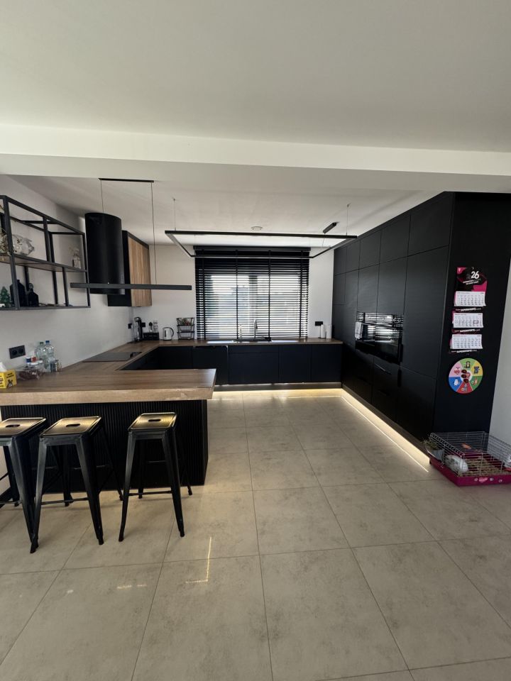 dom wolnostojący, 3 pokoje Komorów. Zdjęcie 10