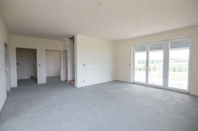 dom wolnostojący, 6 pokoi Płocochowo. Zdjęcie 11