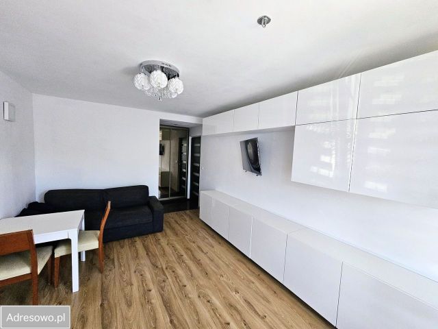 Mieszkanie 2-pokojowe Otwock, ul. im. Generała Józefa Hallera. Zdjęcie 1