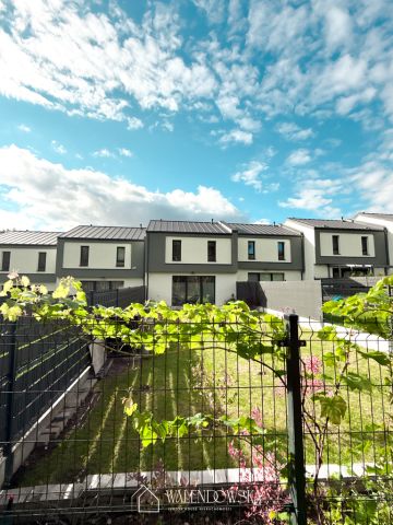 dom szeregowy, 4 pokoje Łosino, ul. Bukowa. Zdjęcie 1