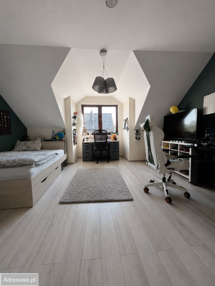 dom wolnostojący, 10 pokoi Czechowice-Dziedzice, ul. Słowicza. Zdjęcie 16