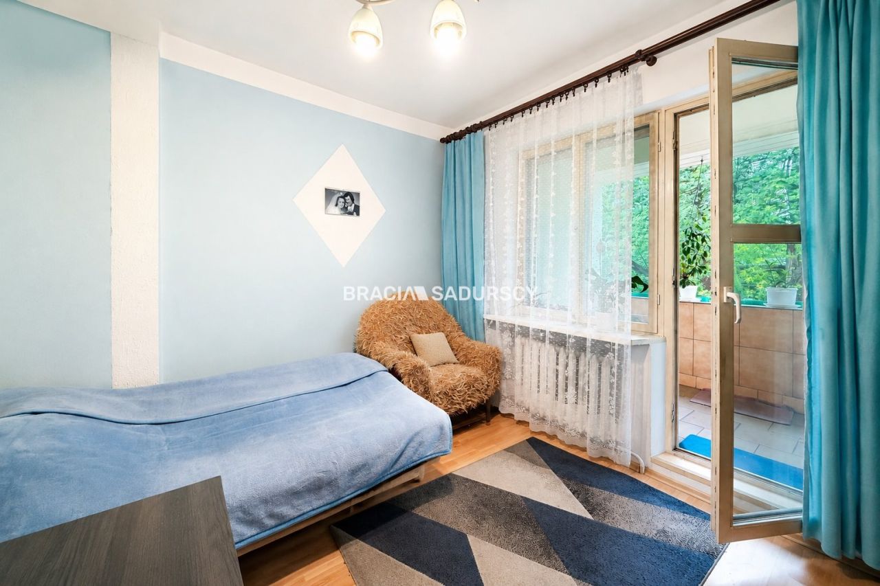Mieszkanie 4-pokojowe Kraków Nowa Huta, os. Krakowiaków. Zdjęcie 5