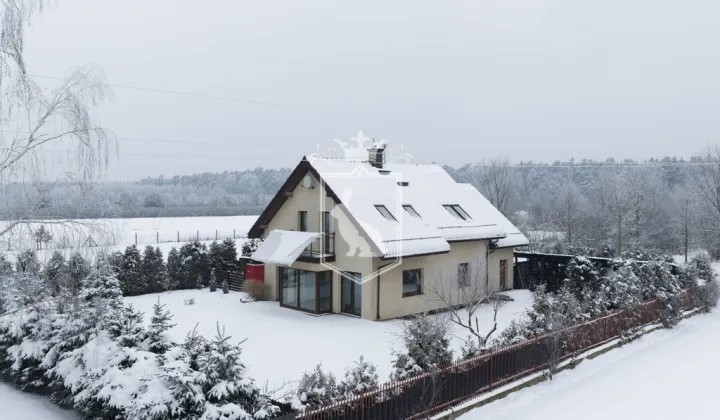 dom wolnostojący, 6 pokoi Nowy Prażmów, ul. Akacjowa