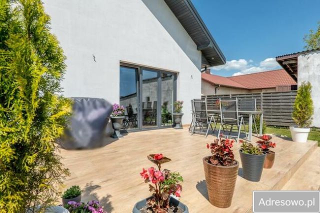 dom wolnostojący, 4 pokoje Baniocha, ul. Podleśna. Zdjęcie 1