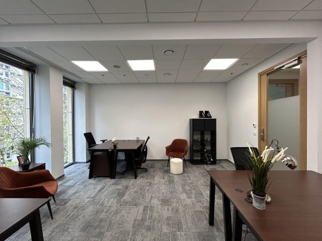 Biuro Warszawa Śródmieście, ul. Grzybowska. Zdjęcie 3