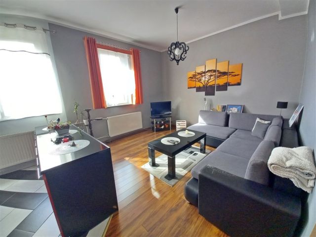 dom szeregowy, 12 pokoi Orłowice. Zdjęcie 11