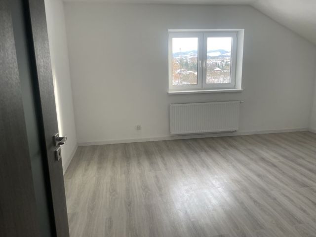 Mieszkanie 3-pokojowe Nowy Sącz, ul. Janusza Kusocińskiego. Zdjęcie 1