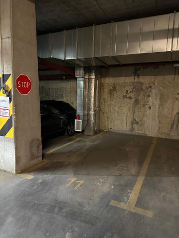 Garaż/miejsce parkingowe Warszawa Wola, ul. Sienna. Zdjęcie 1