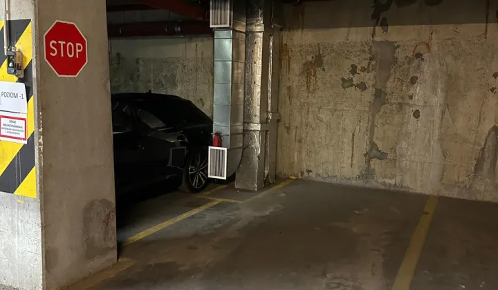 Garaż/miejsce parkingowe Warszawa Wola, ul. Sienna