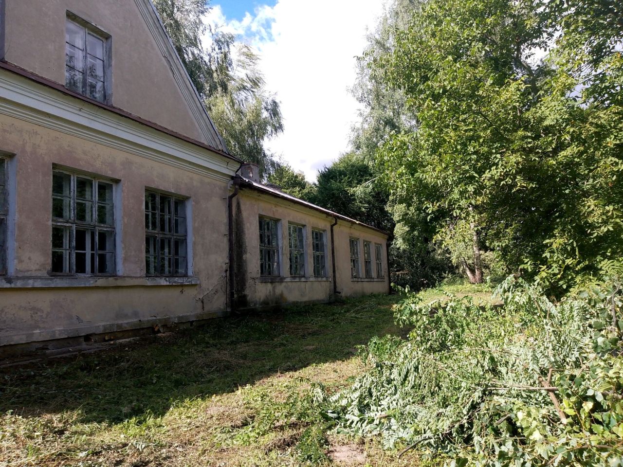 dworek, 10 pokoi Bereść. Zdjęcie 4
