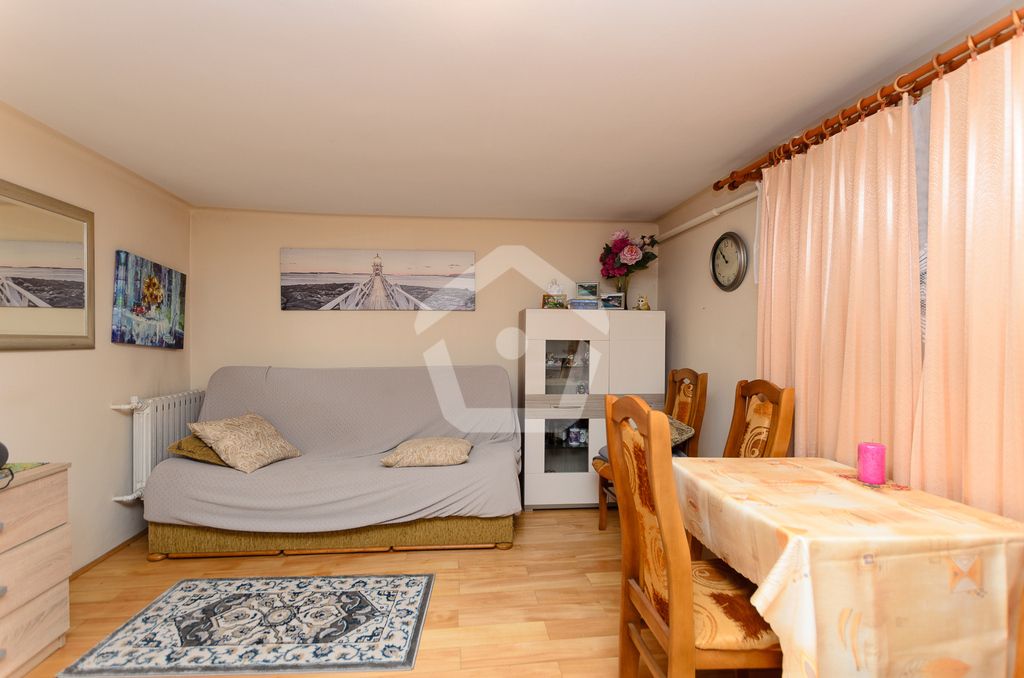 dom wolnostojący, 6 pokoi Błażowa Górna. Zdjęcie 7