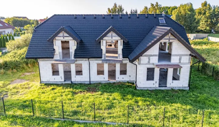 dom wolnostojący, 11 pokoi Nowęcin, ul. Akacjowa