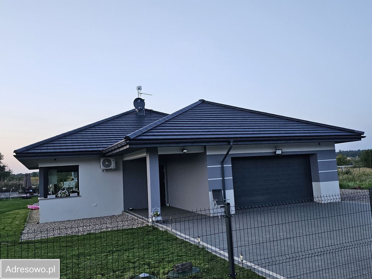 dom wolnostojący, 4 pokoje Kadłubia, ul. parkowa